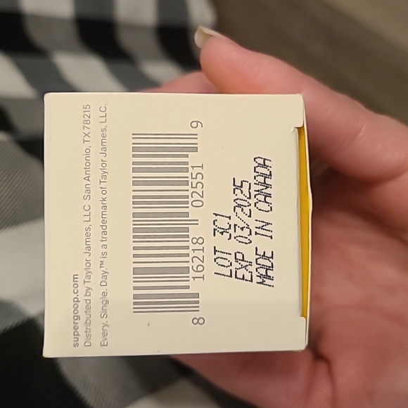 Supergoop daily dose hydra ceramide boost spf 40 sunscreen oil - Picture 5 of 6